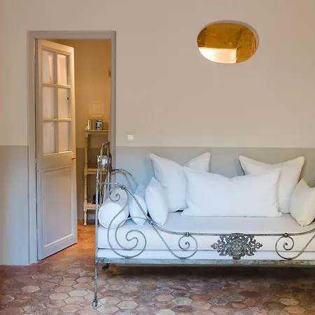 La Maison Du Village Guest house 3*