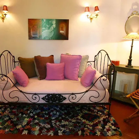 Guest house La Maison Du Village Saint-Remy-de-Provence