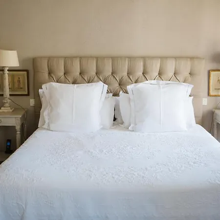 La Maison Du Village Guest house