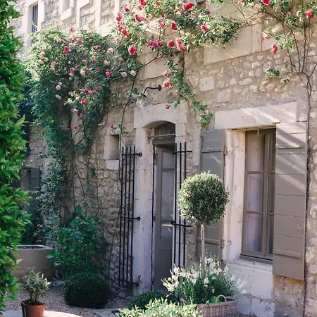 Guest house La Maison Du Village Saint-Remy-de-Provence